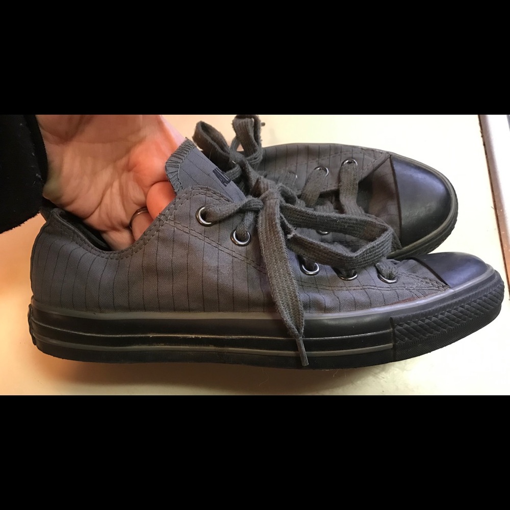 Like New! Gray Pinstripe Converse